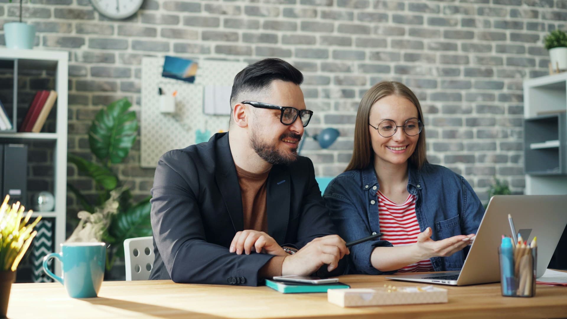 Prompt Monitoring 101: How to Track Your Brand in AI Answers
