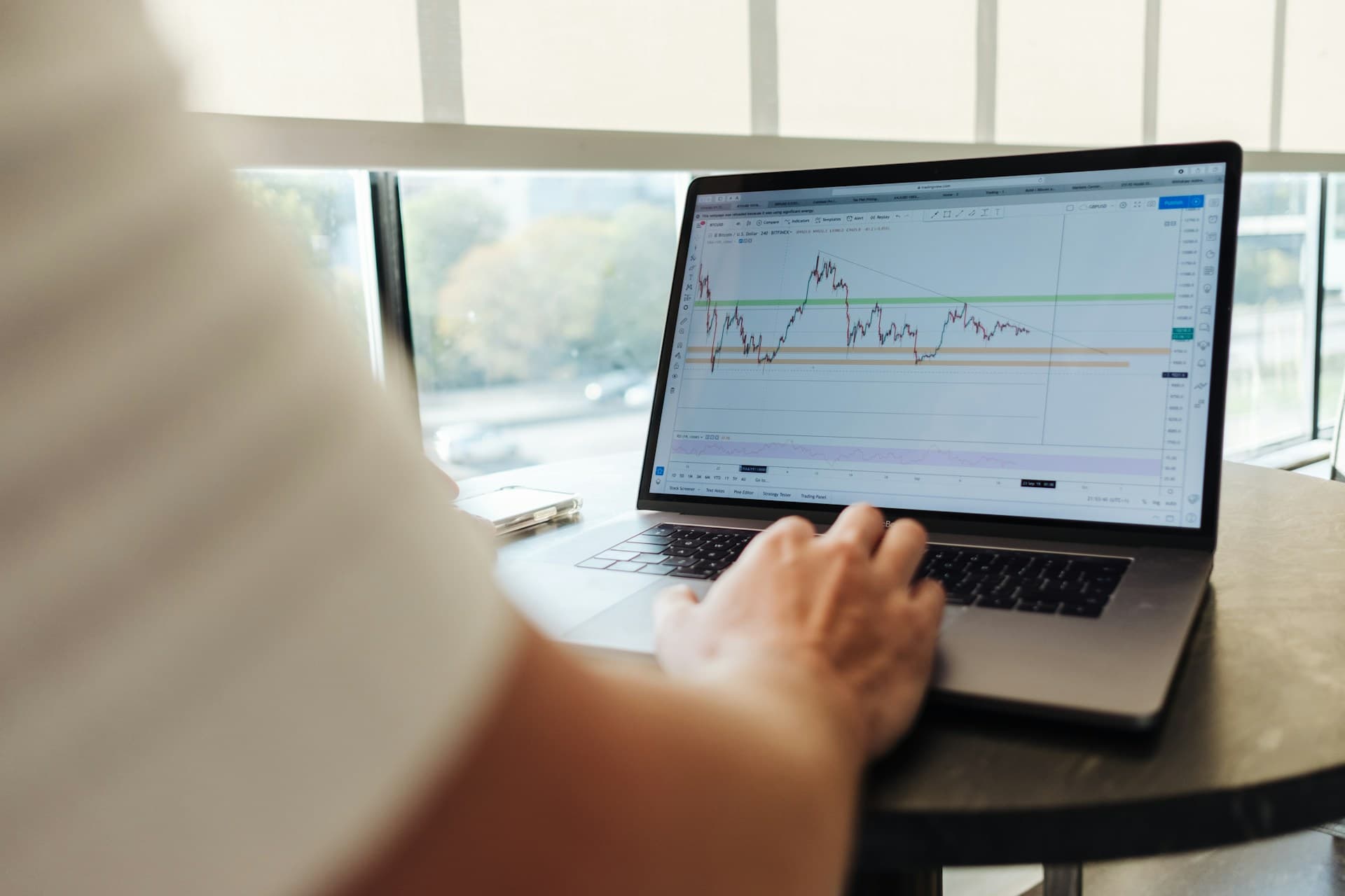 Why Local SEO Services Work Differently During the Holidays