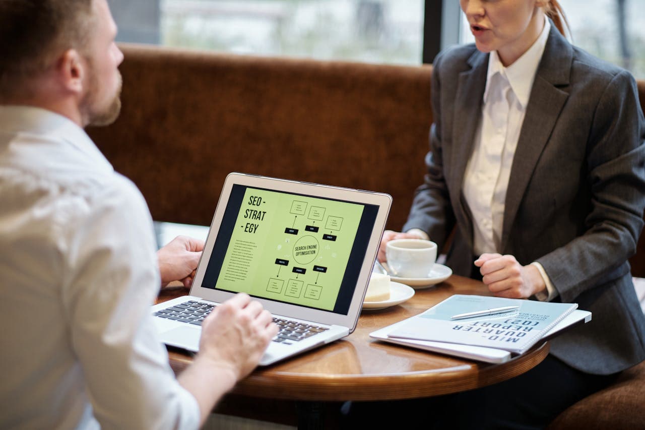 How To Set KPIs, SLAs, and Audit Trails for SEO Automation Software