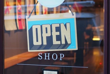 How Small Businesses Can Deal With Online Marketing Challenges