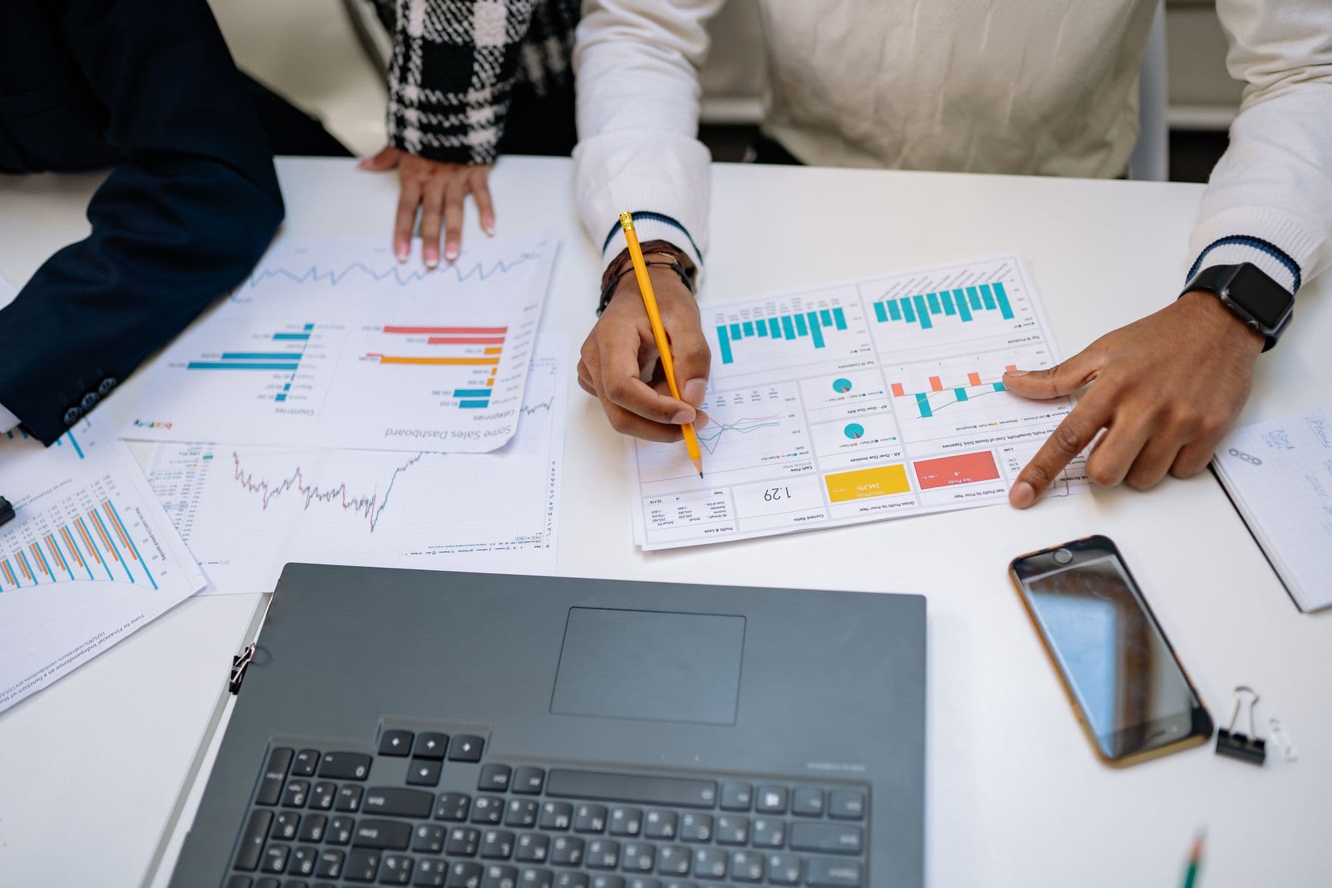When White Label SEO Reporting Quietly Erodes Client Trust