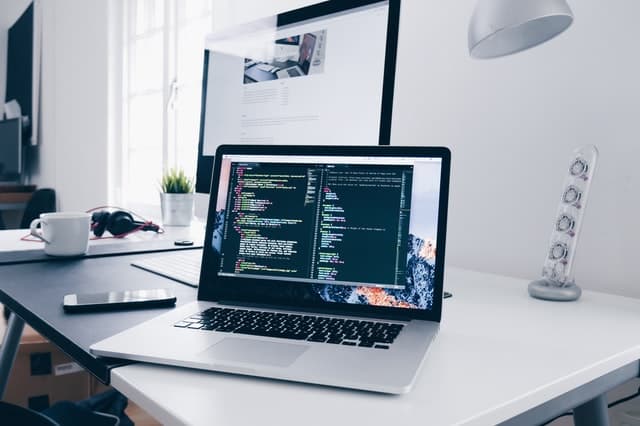 What Are URL Parameters? A Guide for New Web Admins